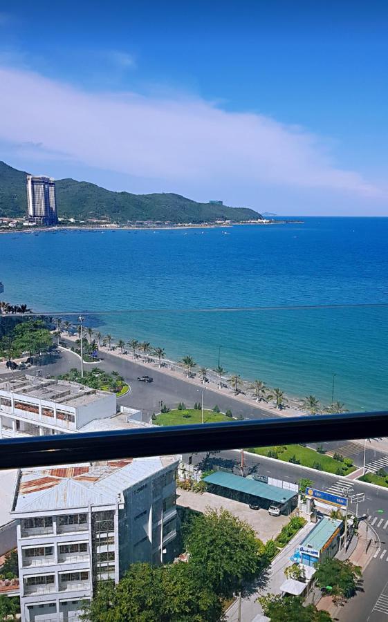 Beachfront Scenia Bay Apartment Nha Trang Exteriör bild