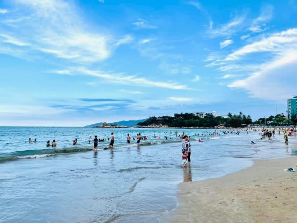 Beachfront Scenia Bay Apartment Nha Trang Exteriör bild